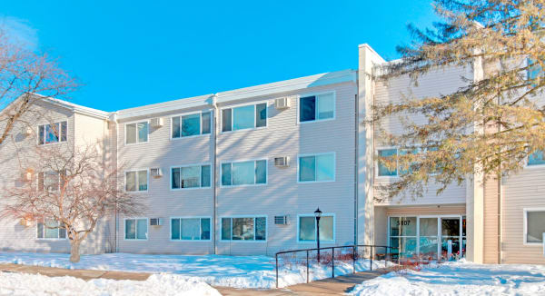 Minnetonka Heights Apartments property